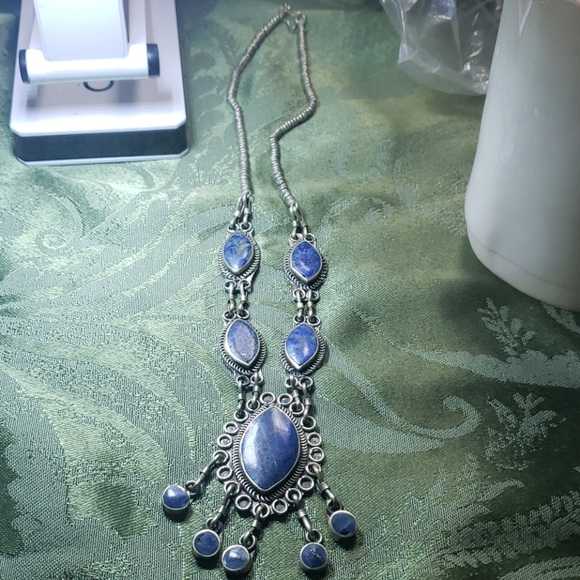 African made metal and lapis lazuli necklace - Picture 4 of 4